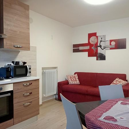 Maison Loren Pila Apartment Cerise Екстериор снимка